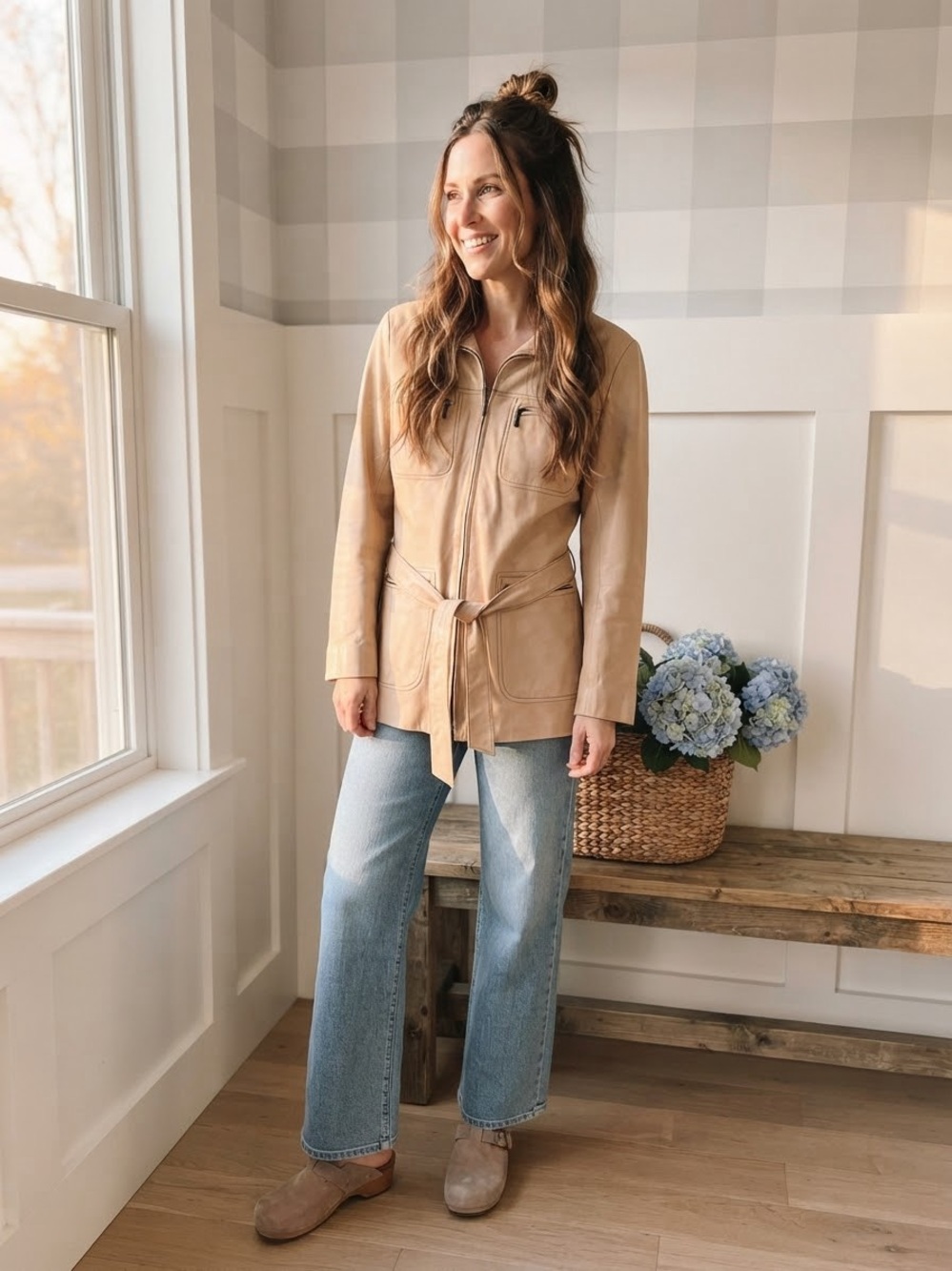 Danier Light Tan Leather Belted Jacket Small